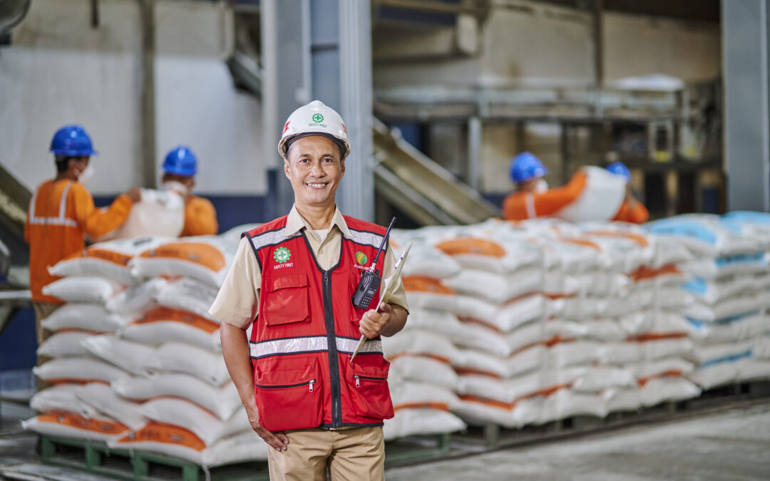 Dedikasi dan Loyalitas Selama 27 Tahun: Kisah Inspiratif Agung Purwoko Yulianto Mencapai Puncak Karir di PT Manunggal Perkasa